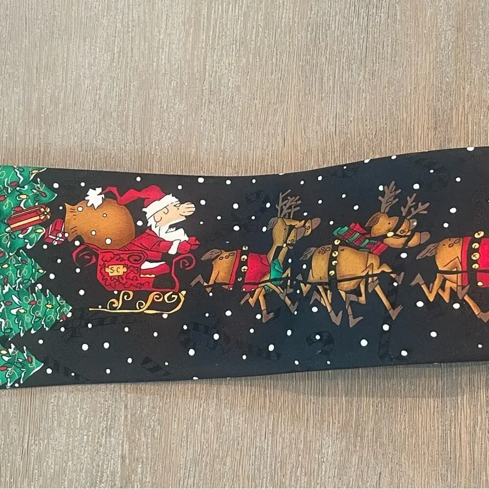 Rare Hallmark Santa & Reindeer Christmas tie necktie mens novelty holiday office
